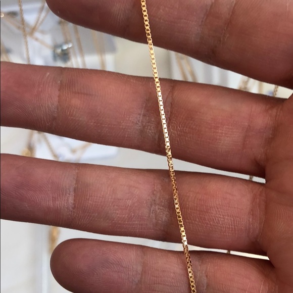 Beautiful Necklaces for everyday use. - Picture 2 of 5